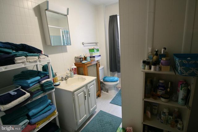 48 MARKET ST, Mount Union, PA 17066