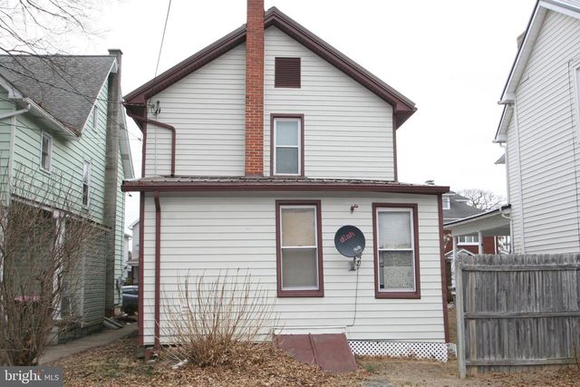 48 MARKET ST, Mount Union, PA 17066