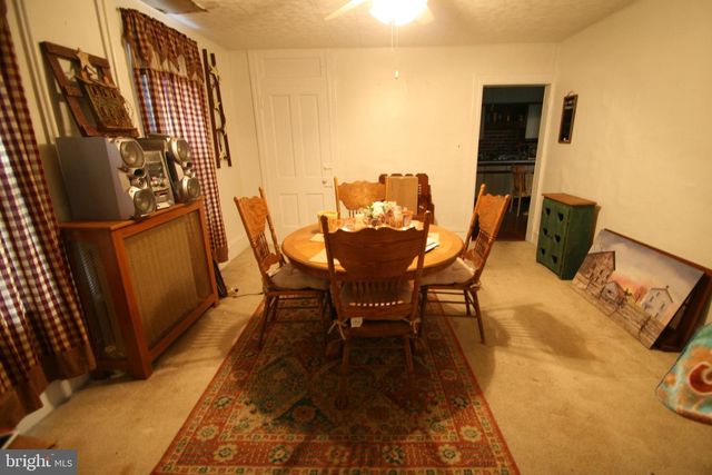 48 MARKET ST, Mount Union, PA 17066