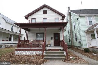 48 MARKET ST, Mount Union, PA 17066