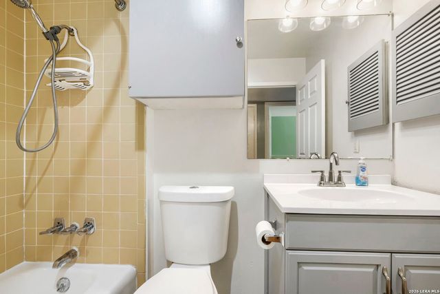 2300 Nacogdoches Rd Apt 250L, San Antonio, TX 78209