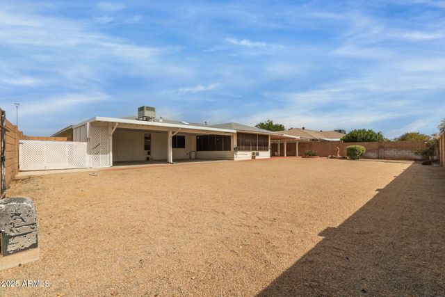 9302 W Spanish Moss Lane, Sun City, AZ 85373