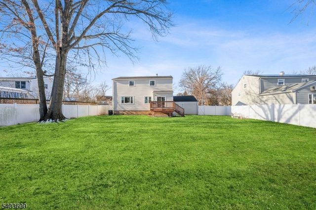 15 Fordham Rd, Franklin Twp., NJ 08873