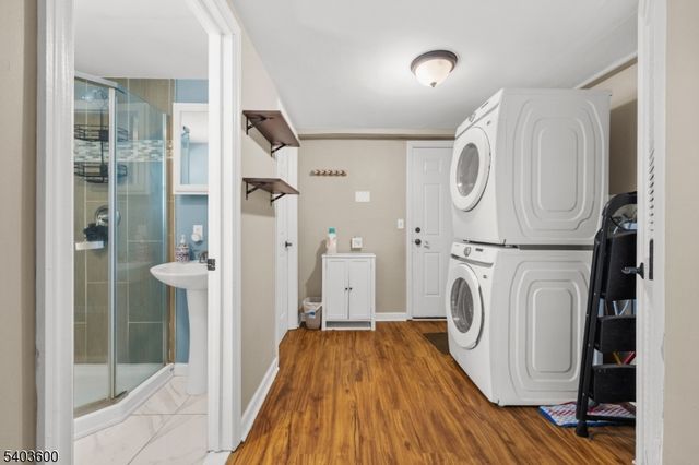 15 Fordham Rd, Franklin Twp., NJ 08873