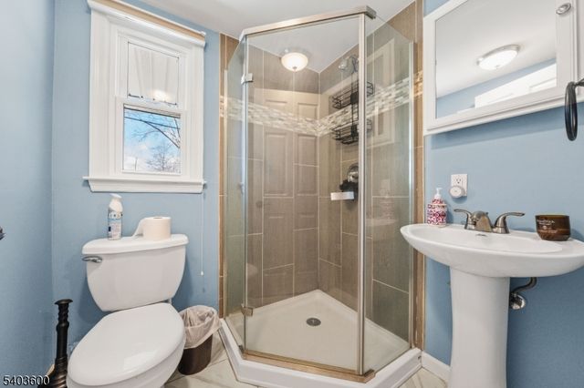 15 Fordham Rd, Franklin Twp., NJ 08873