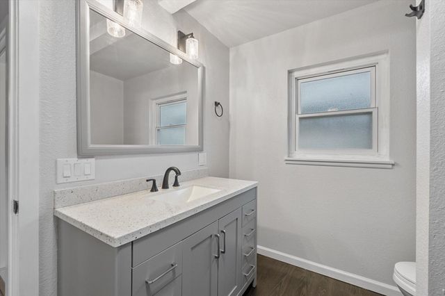 1660 Ashby Road, Shasta Lake, CA 96019