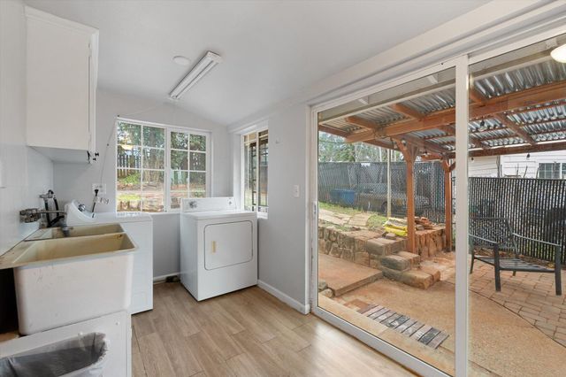 1660 Ashby Road, Shasta Lake, CA 96019