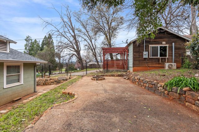 1660 Ashby Road, Shasta Lake, CA 96019