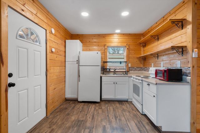 1660 Ashby Road, Shasta Lake, CA 96019