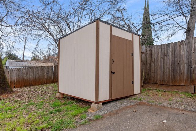 1660 Ashby Road, Shasta Lake, CA 96019