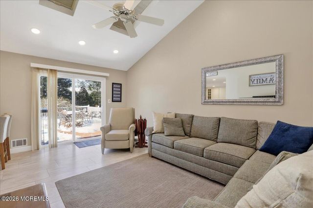 31 Bunker Hill Drive, Manalapan, NJ 07726