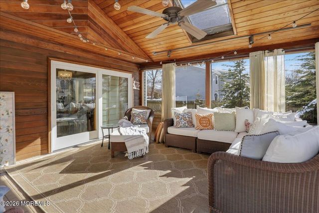 31 Bunker Hill Drive, Manalapan, NJ 07726