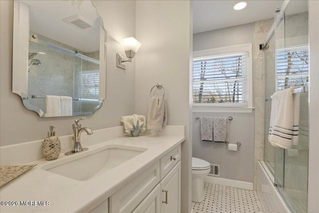 31 Bunker Hill Drive, Manalapan, NJ 07726