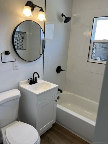 5375 Churchward, San Diego, CA 92114