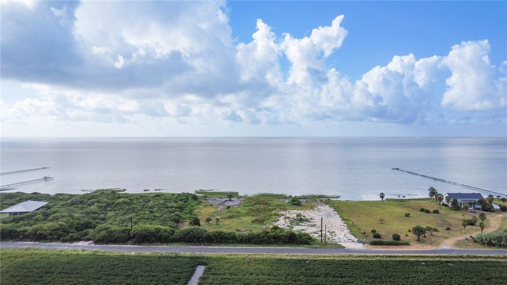 2415 First St, Bayside, TX 78340 — photo 2