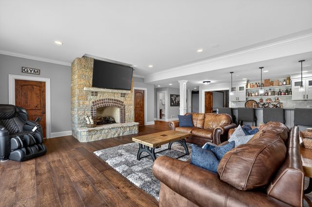 5N145 Prairie Rose Drive, St. Charles, IL 60175