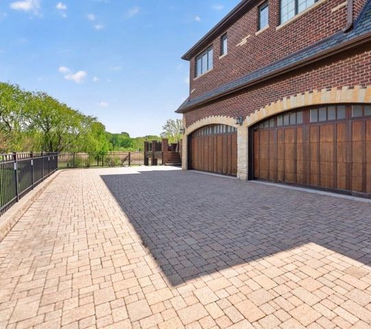 5N145 Prairie Rose Drive, St. Charles, IL 60175