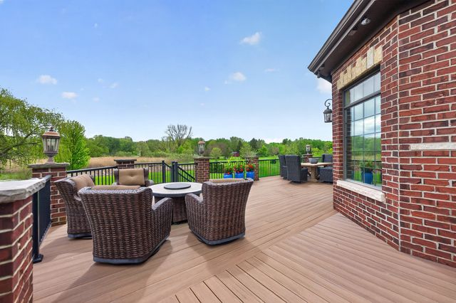 5N145 Prairie Rose Drive, St. Charles, IL 60175