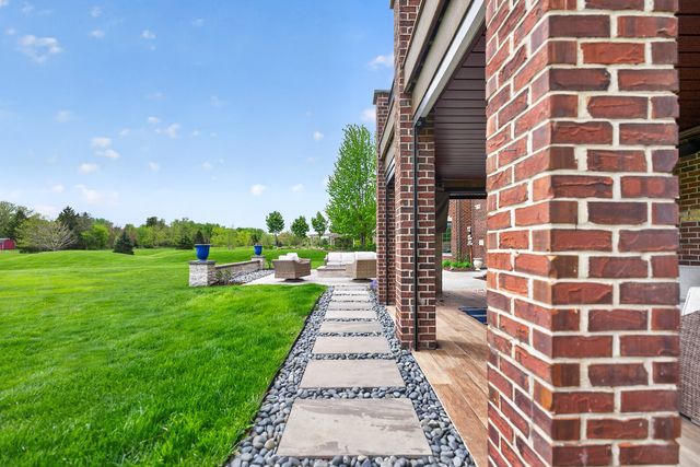 5N145 Prairie Rose Drive, St. Charles, IL 60175