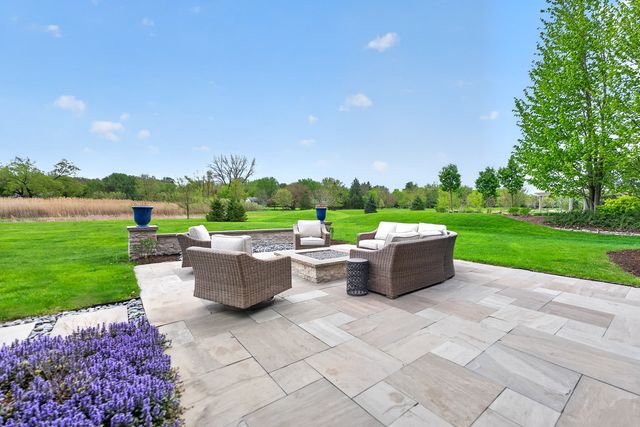 5N145 Prairie Rose Drive, St. Charles, IL 60175