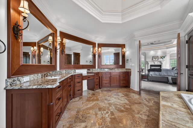 5N145 Prairie Rose Drive, St. Charles, IL 60175