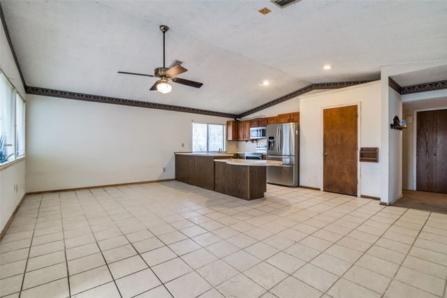 4012 Shackelford Drive, Mesquite, TX 75150