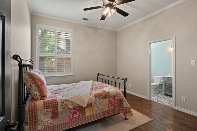 3005 Enchanted Oaks Circle, Corinth, TX 76210