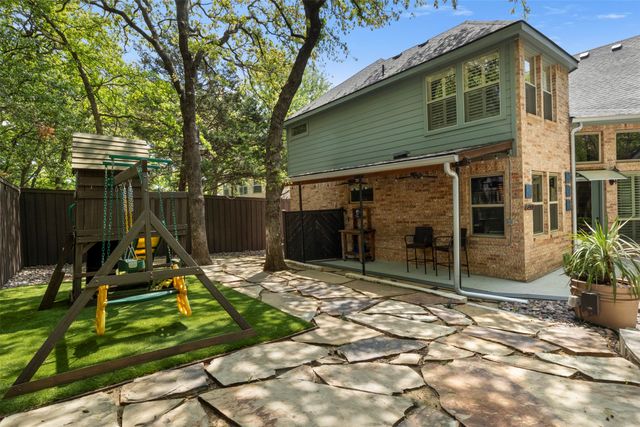 3005 Enchanted Oaks Circle, Corinth, TX 76210