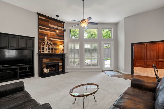 3005 Enchanted Oaks Circle, Corinth, TX 76210
