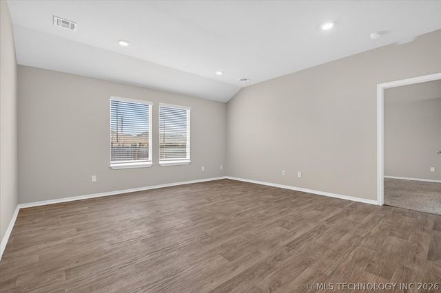 2004 Harriman Court, Bartlesville, OK 74006