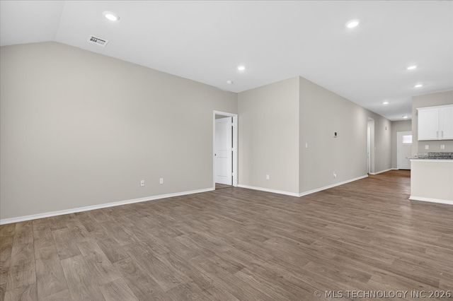 2004 Harriman Court, Bartlesville, OK 74006