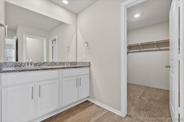 2004 Harriman Court, Bartlesville, OK 74006