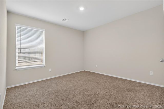 2004 Harriman Court, Bartlesville, OK 74006