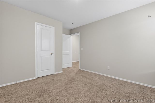 2004 Harriman Court, Bartlesville, OK 74006