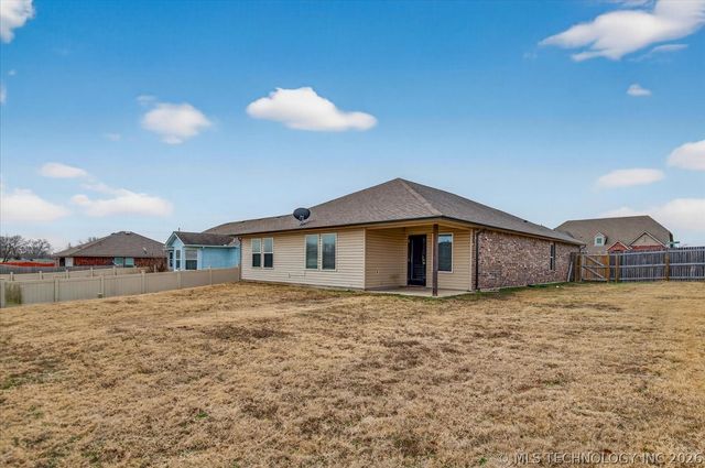 2004 Harriman Court, Bartlesville, OK 74006