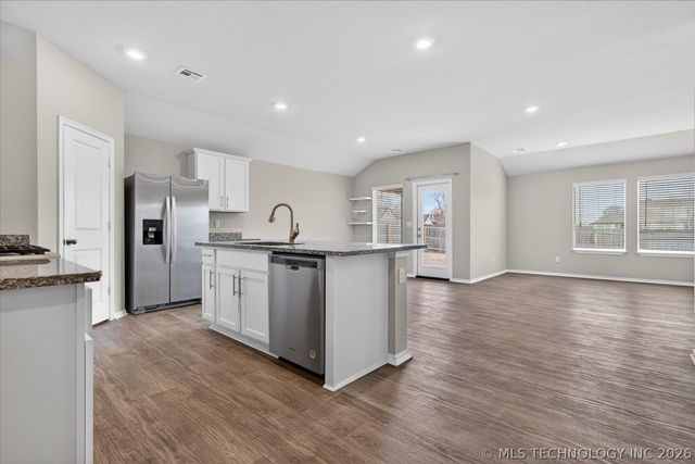 2004 Harriman Court, Bartlesville, OK 74006