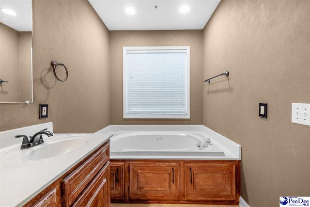 225 Hawthorne Lane, Cheraw, SC 29520