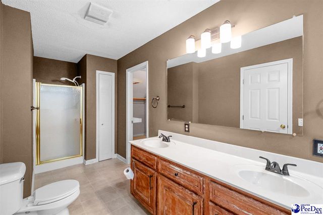 225 Hawthorne Lane, Cheraw, SC 29520