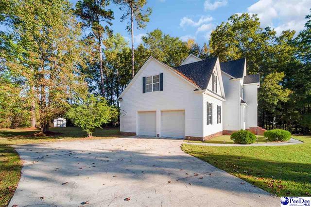 225 Hawthorne Lane, Cheraw, SC 29520