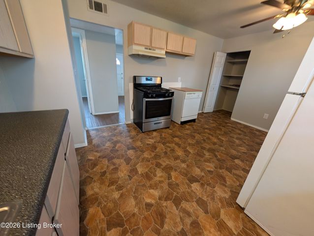 8602 Gary Way, Louisville, KY 40118