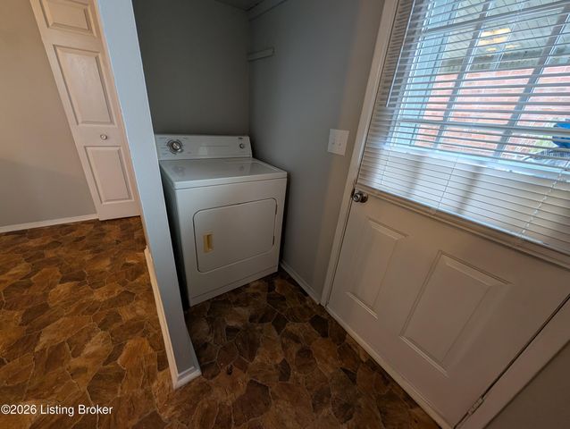 8602 Gary Way, Louisville, KY 40118