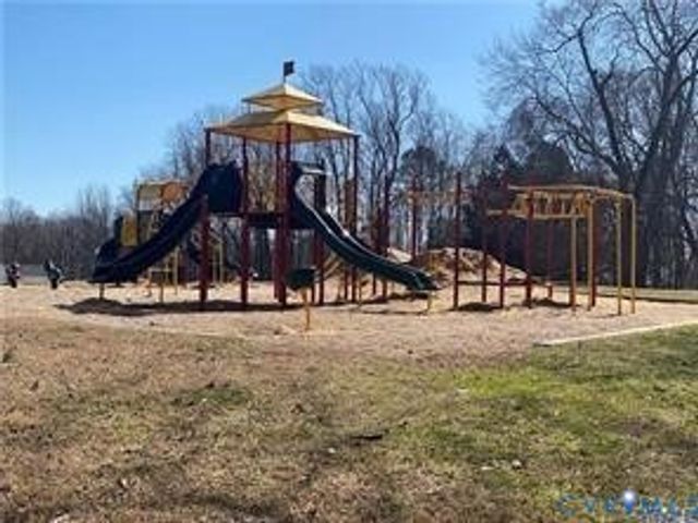 12190 Pinyon Ln, Ruther Glen, VA 22546