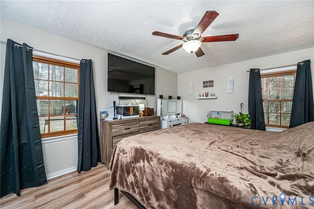 12190 Pinyon Ln, Ruther Glen, VA 22546