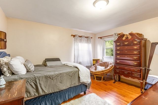 1994 East St, Pittsfield, MA 01201