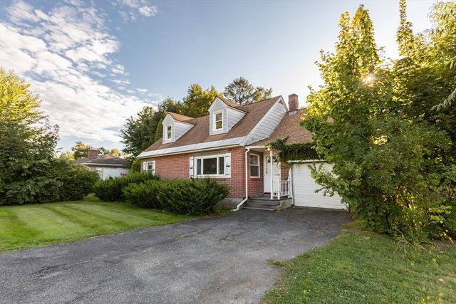 1994 East St, Pittsfield, MA 01201