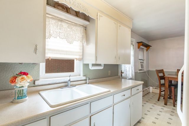 1994 East St, Pittsfield, MA 01201