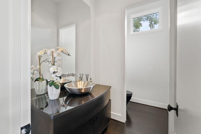 2409 Maconda Lane, Houston, TX 77027