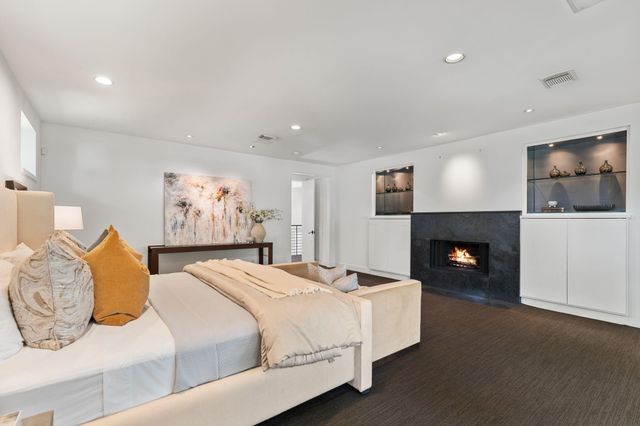 2409 Maconda Lane, Houston, TX 77027