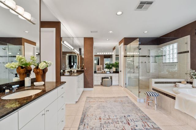 2409 Maconda Lane, Houston, TX 77027