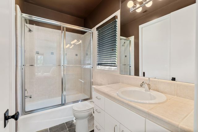 2409 Maconda Lane, Houston, TX 77027